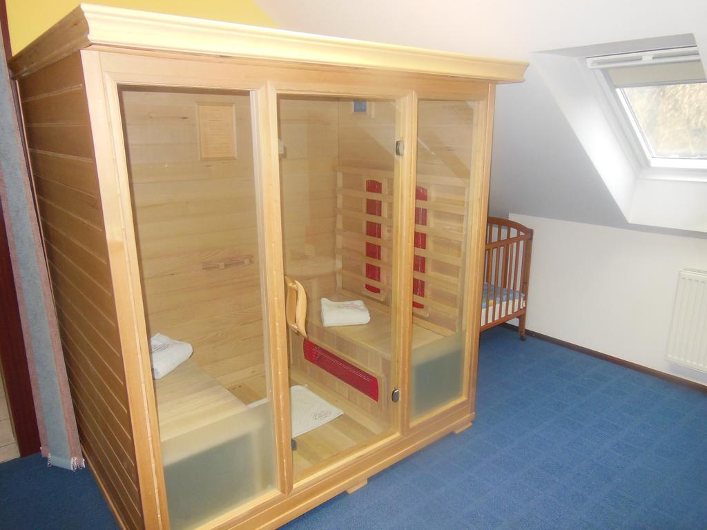 Hotel Pri Belokranjcu Novo Mesto Ngoại thất bức ảnh