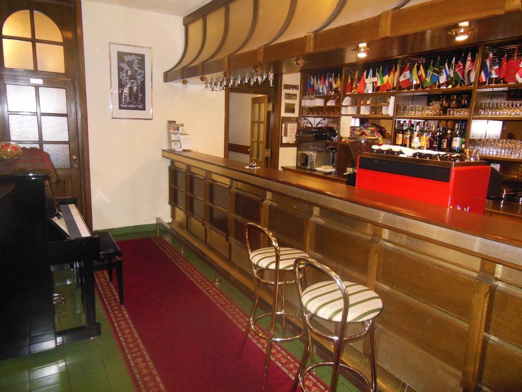Hotel Pri Belokranjcu Novo Mesto Ngoại thất bức ảnh